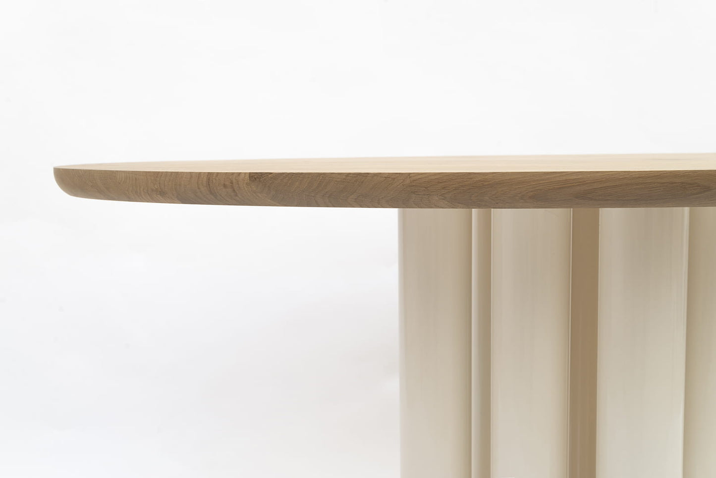 Table Object072