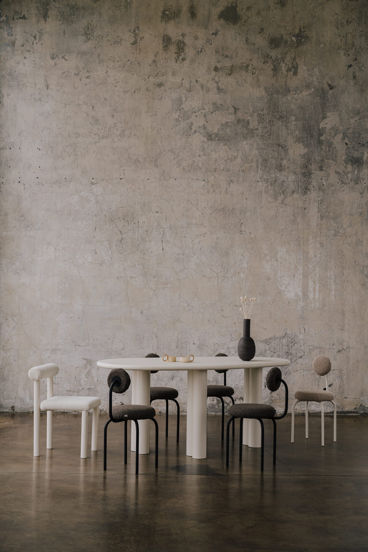 Table Object081