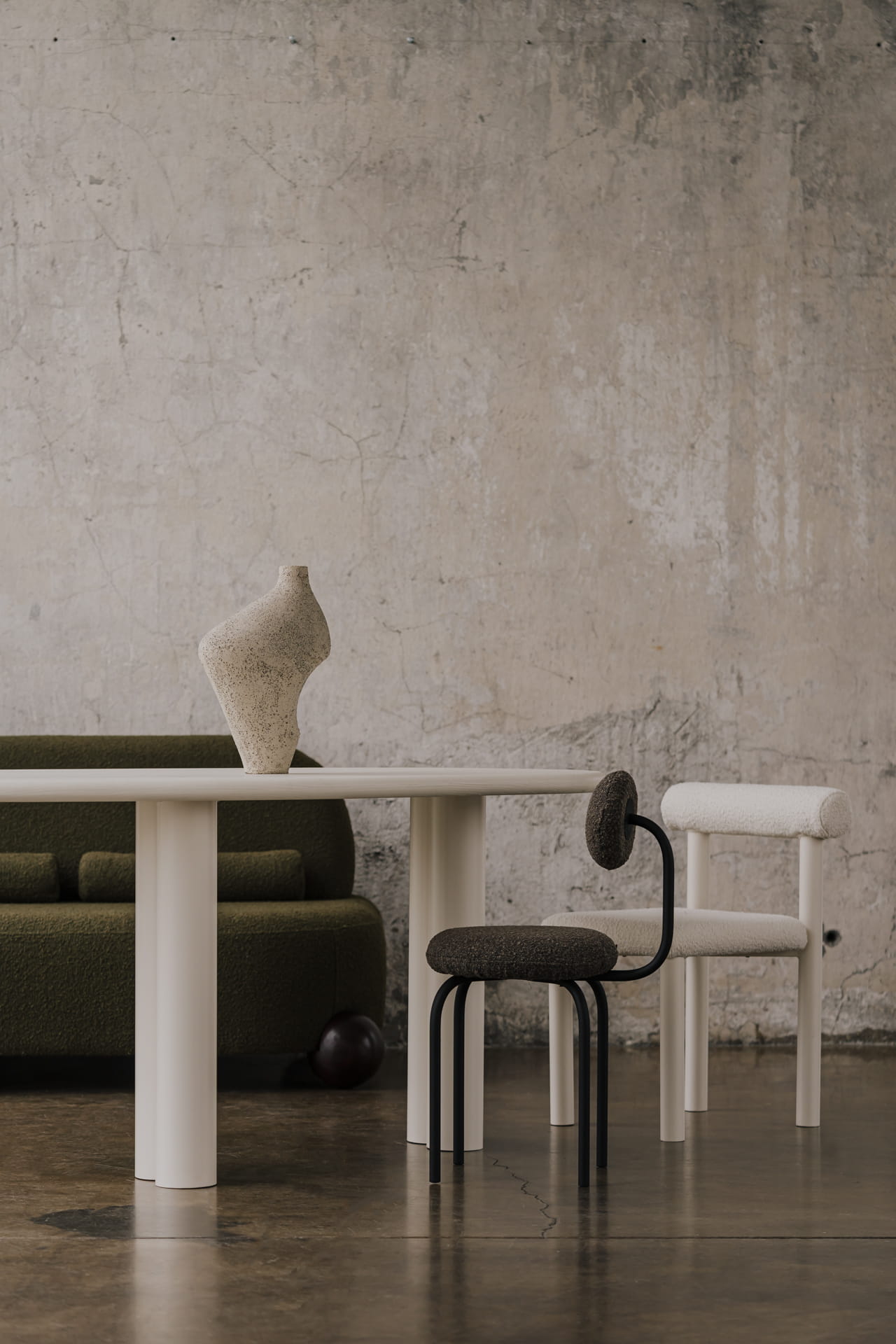 Table Object081