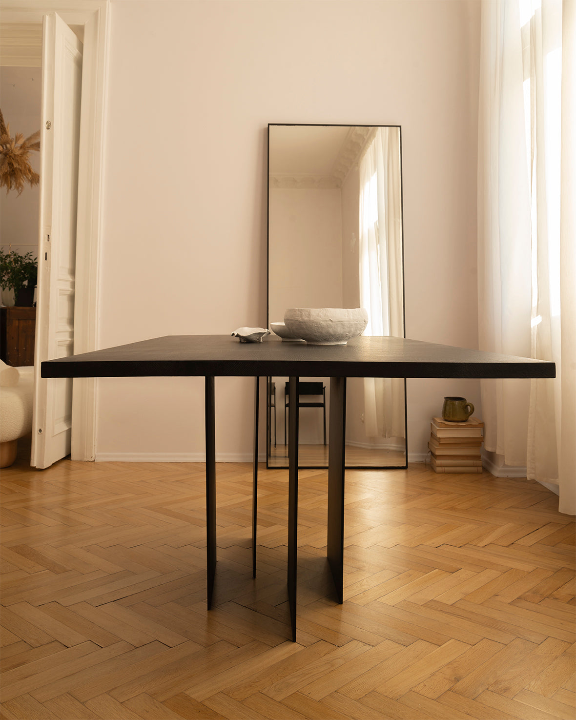 Table Object056